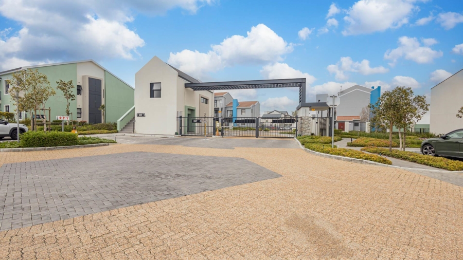 2 Bedroom Property for Sale in Burgundy Estate Western Cape